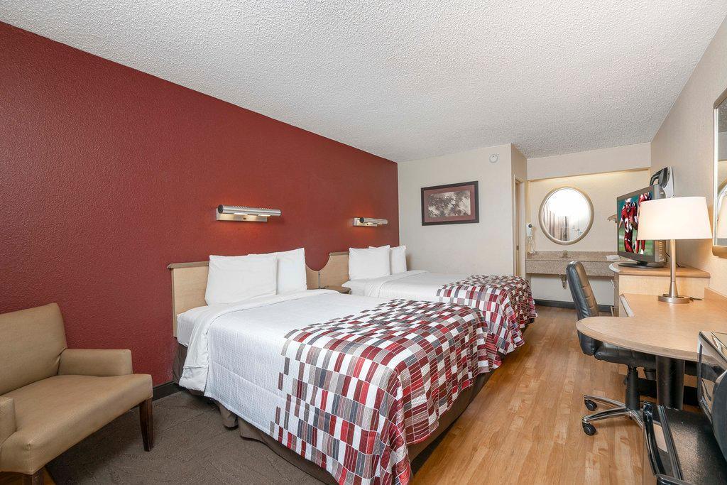 Red Roof Inn Cleveland - אינדפנדנס מראה חיצוני תמונה