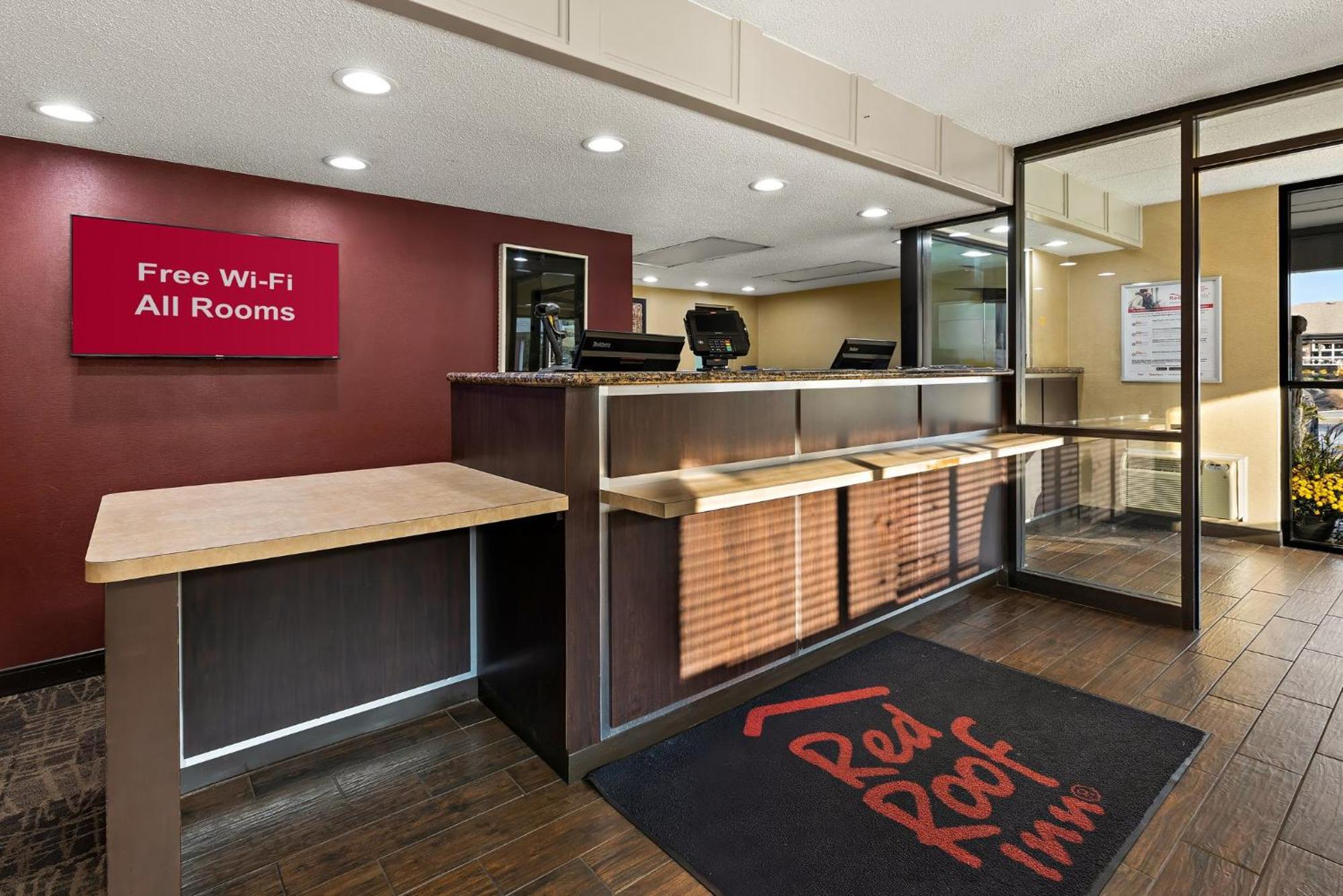 Red Roof Inn Cleveland - אינדפנדנס מראה חיצוני תמונה