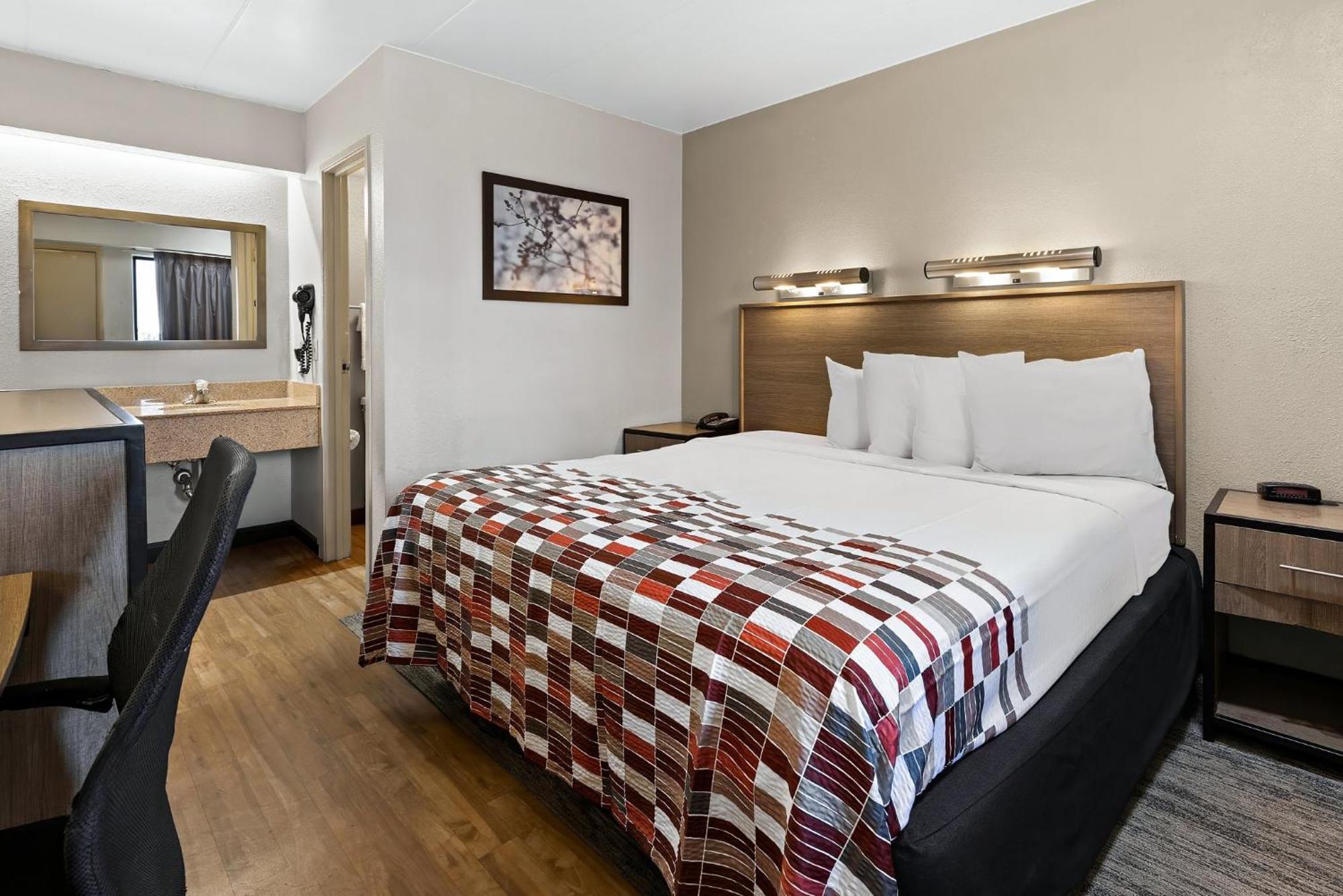 Red Roof Inn Cleveland - אינדפנדנס מראה חיצוני תמונה