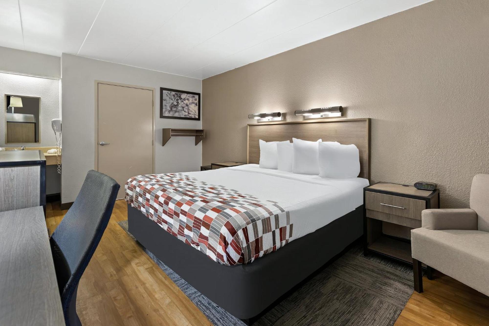 Red Roof Inn Cleveland - אינדפנדנס מראה חיצוני תמונה